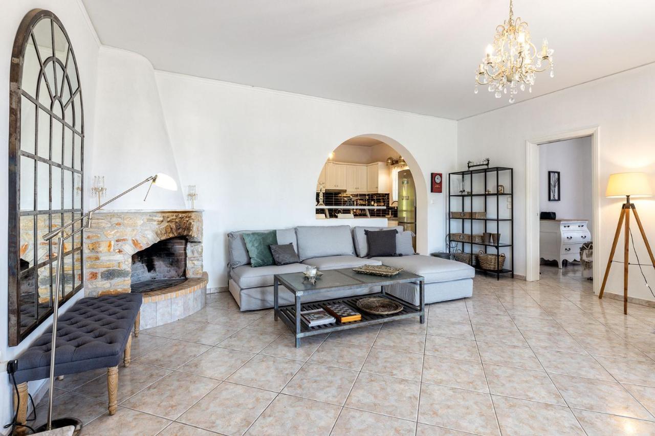 Daphne'S Lux Villa Paraspori  エクステリア 写真