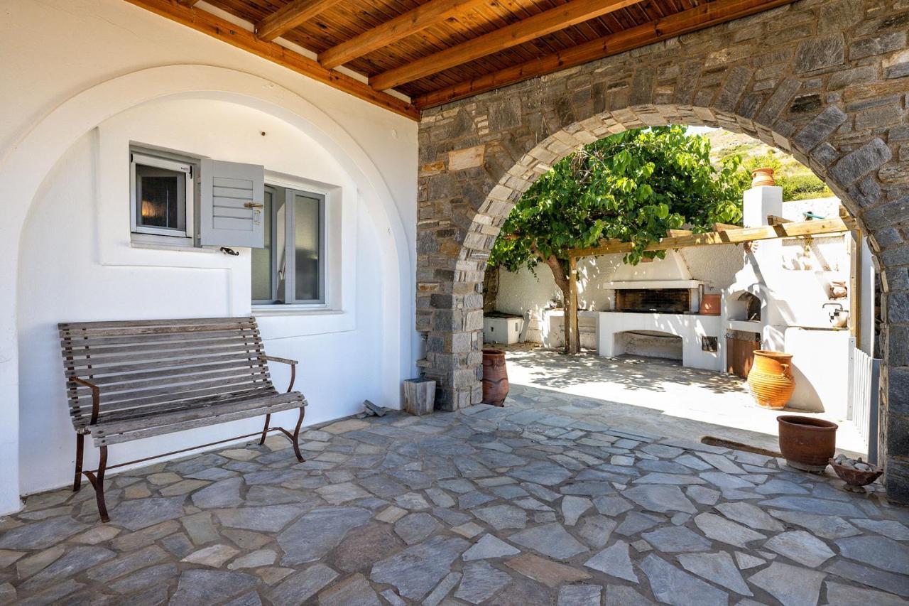 Daphne'S Lux Villa Paraspori  エクステリア 写真
